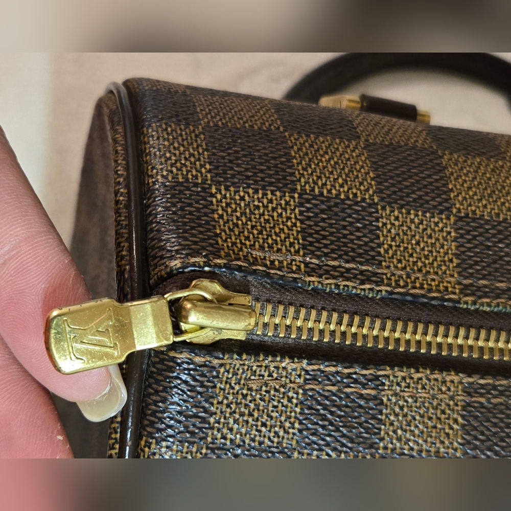 π― Authentic Damier Ebene Papillon 26 - Picture 13 of 15